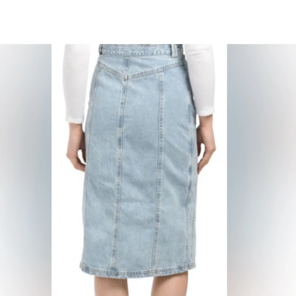 Hunter & Brown Denim Button-Front Women's Skirt - Picture 3 of 6